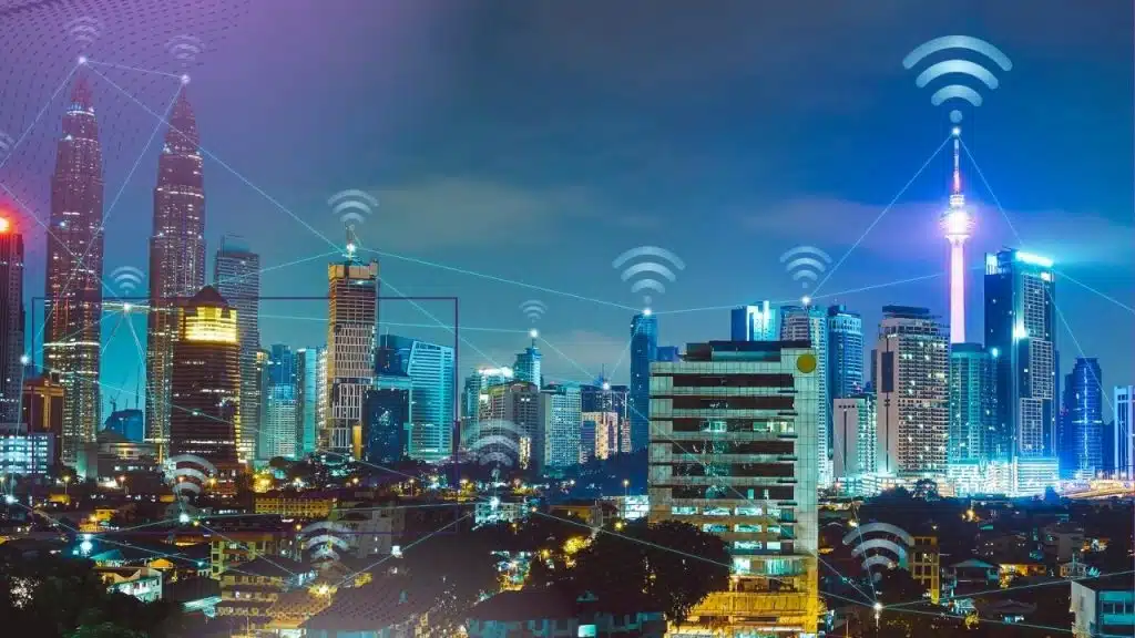 "Connecting Smart Cities: Internet Generator's Revolution in Urban Dynamics"